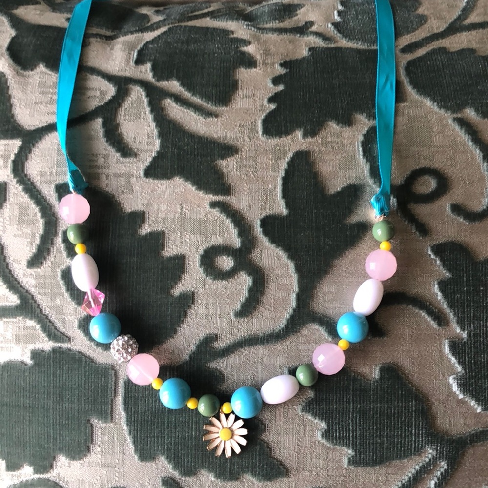 Stella and Dot necklace